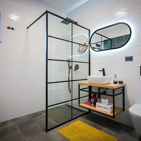 فيلة Noel أوماغ